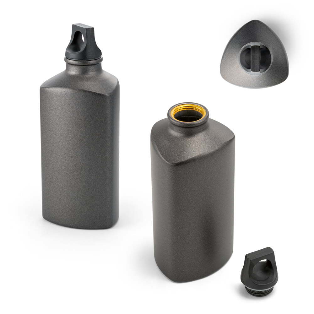 SPBrindes Corporativos - SLATER. Squeeze em alumínio com formato triangular (570 mL)